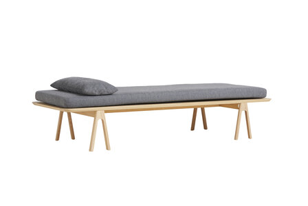 Level Daybed